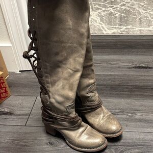Freebird women’s knee high boots